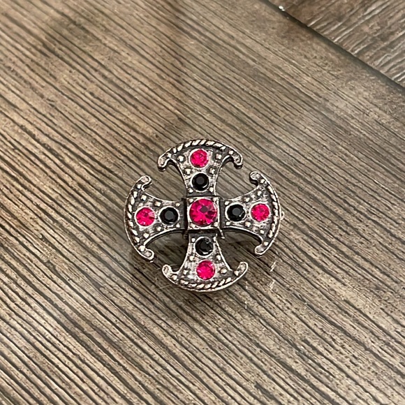 Vintage Style Celtic Maltese Cross with Red & Black Rhinestones - Picture 2 of 13